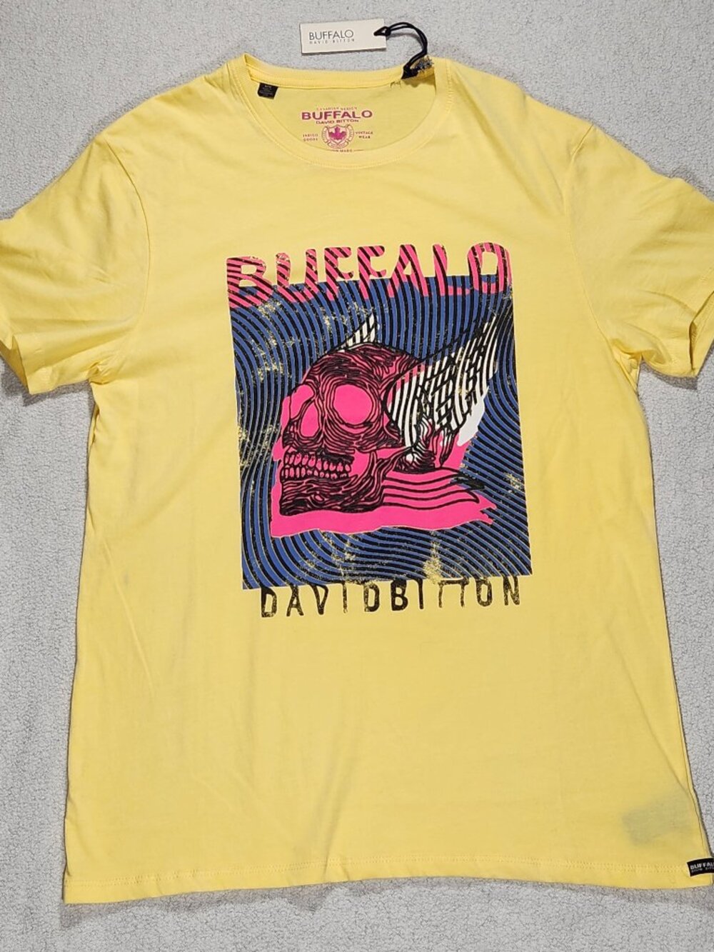 Share New Buffalo David Bitton Men's Logo Graphic T-Shirt Yellow, Med, Textured